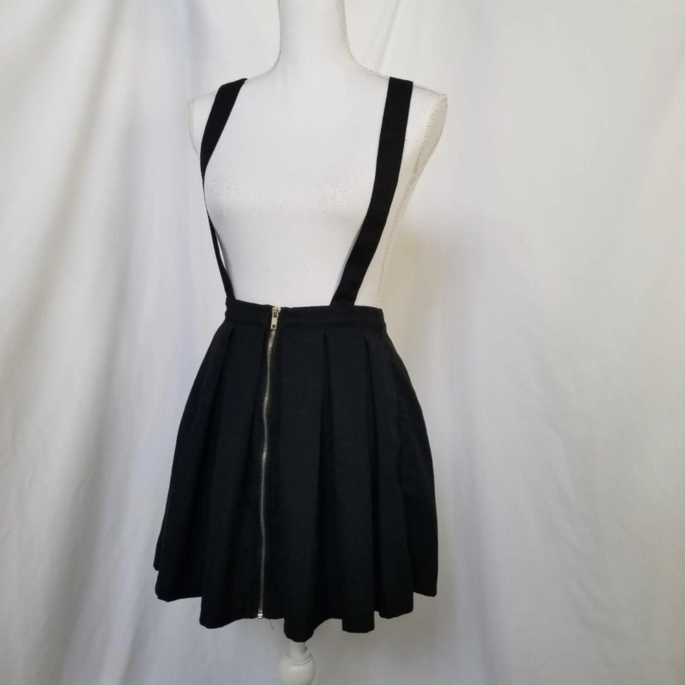 Vintage HOT TOPIC Black Pleated Overall Skirt w/ Crossback Suspender Straps